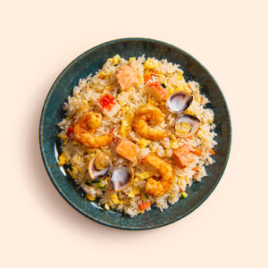 164. YAKIMESHI MARISCO Y VERDURAS